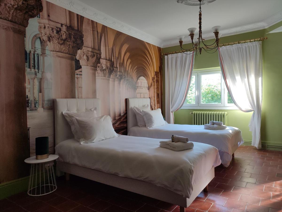 Les Jardins De La Fontaine Bed & Breakfast Alès Dış mekan fotoğraf