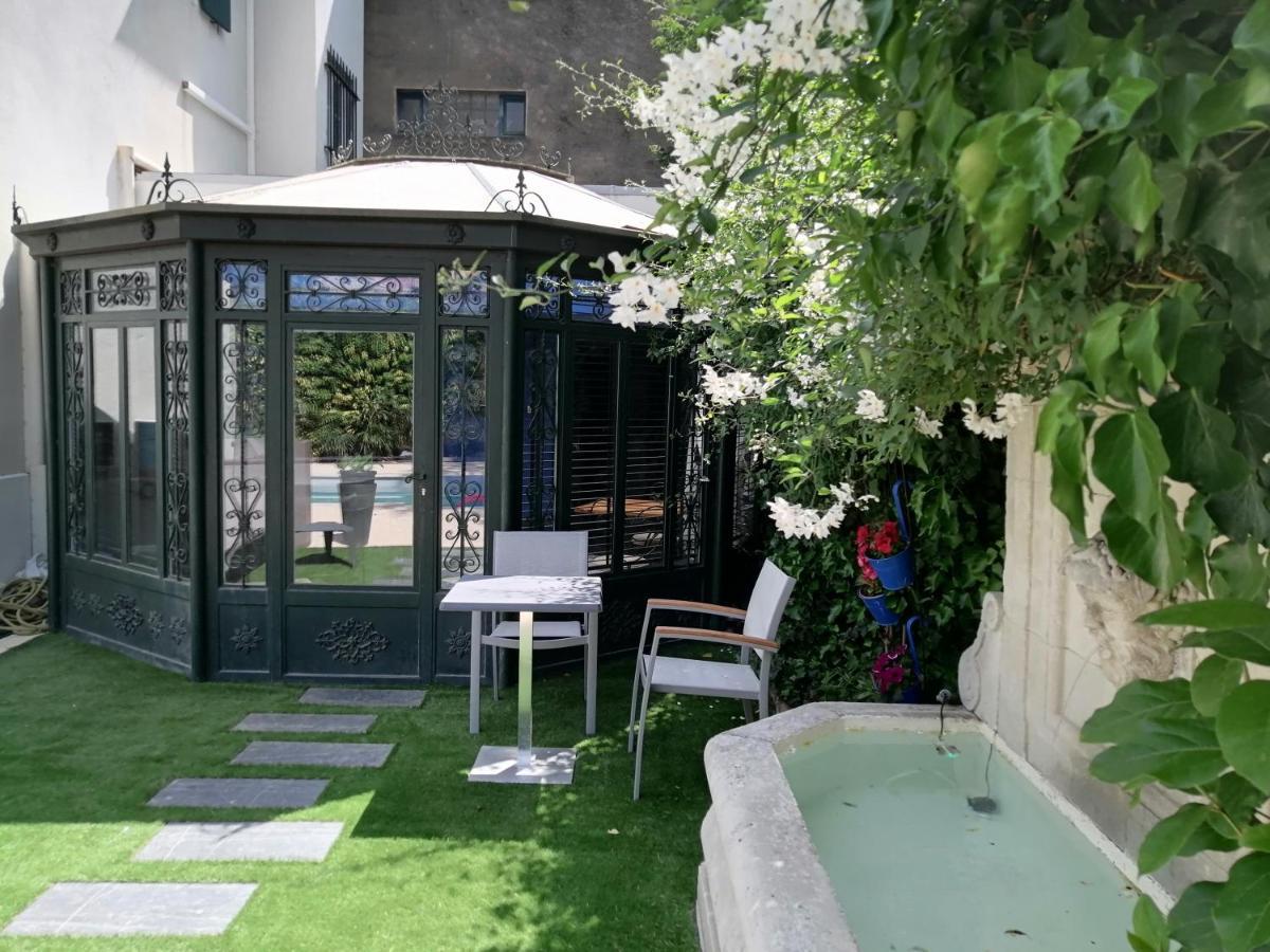 Les Jardins De La Fontaine Bed & Breakfast Alès Dış mekan fotoğraf